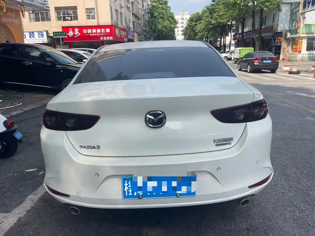 Mazda 3 Axela — миниатюра 5