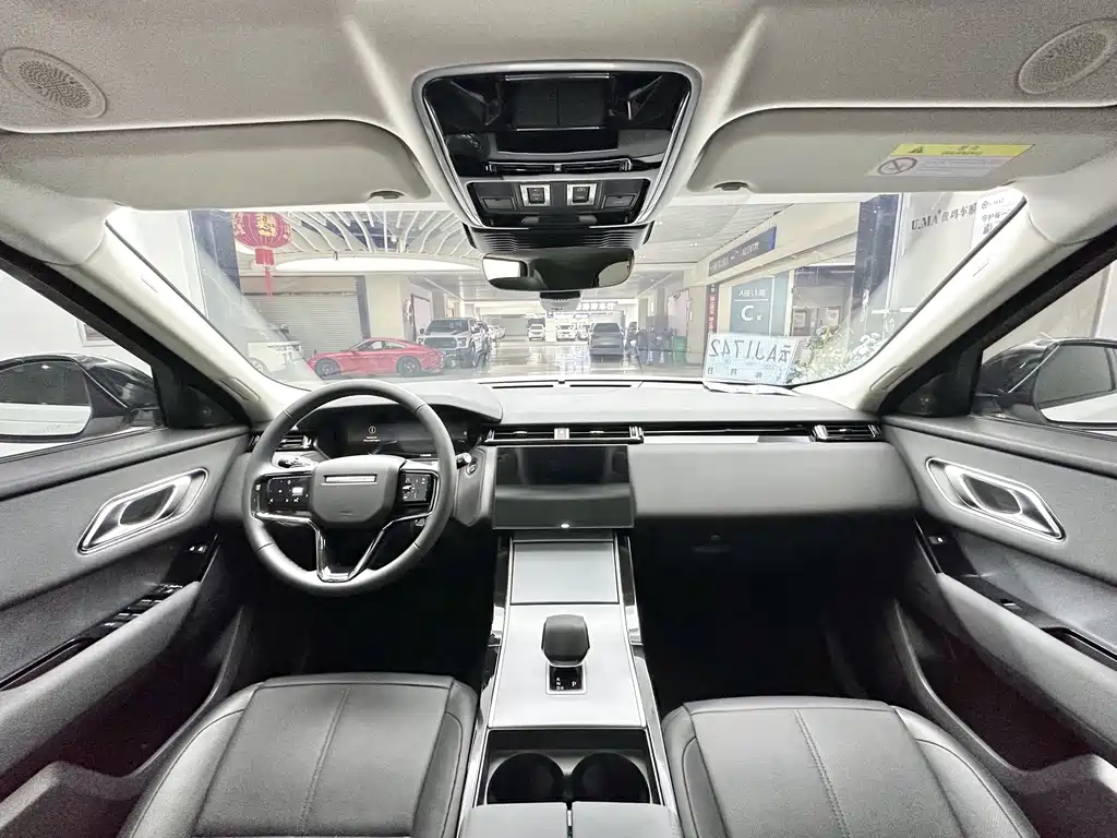 Land Rover Velar — миниатюра 11