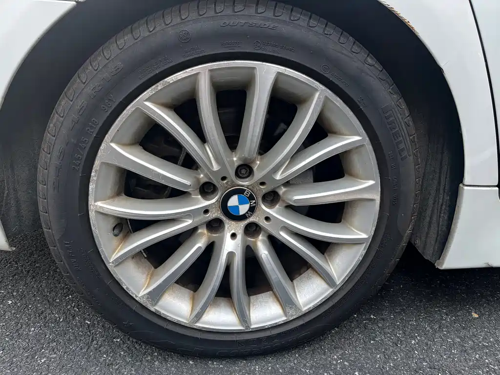 BMW 5 Series — миниатюра 23