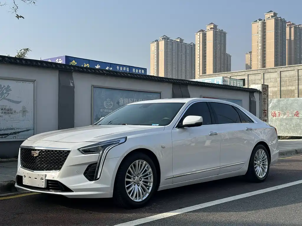 CADILLAC CT6