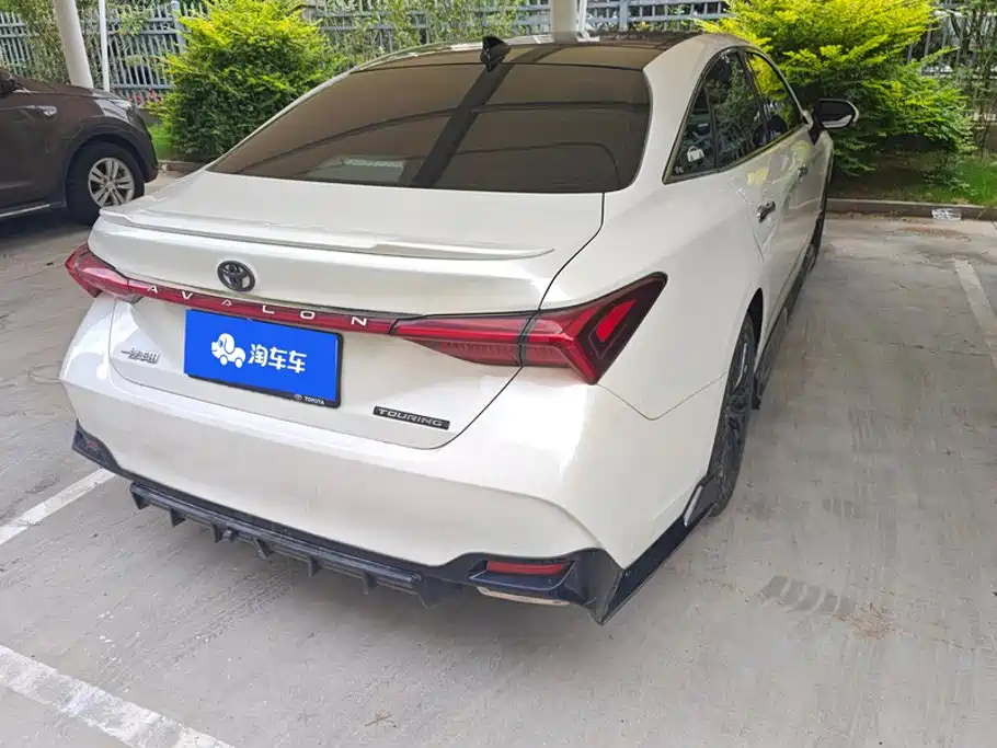 Toyota Avalon — миниатюра 3