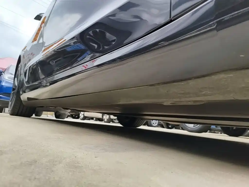 Tesla Model 3 — миниатюра 21