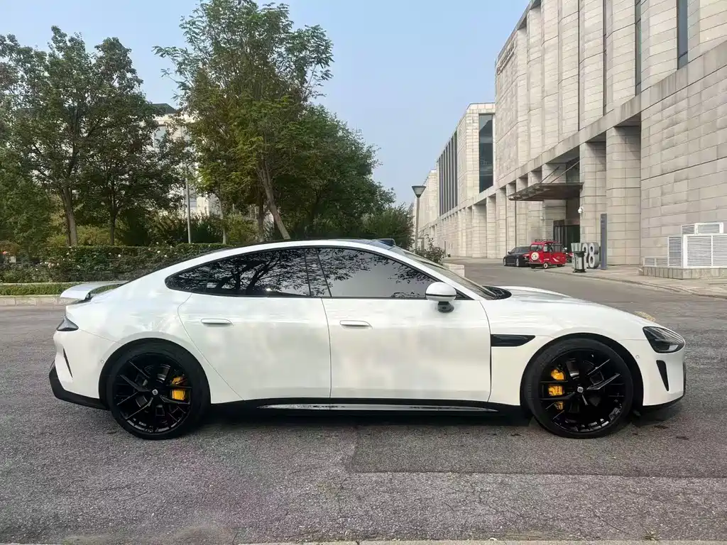 XIAOMI CAR XIAOMI SU7