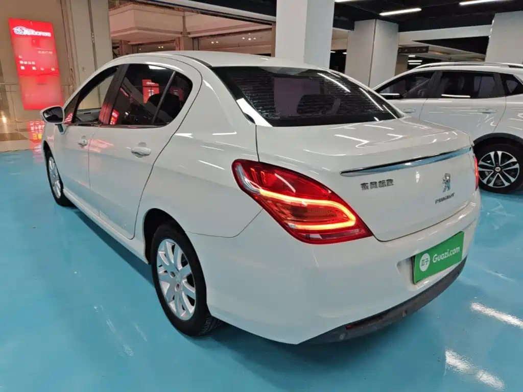 Peugeot 308 — миниатюра 5