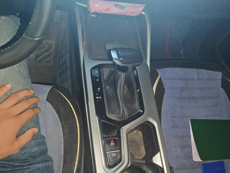 Geely Emgrand — миниатюра 16