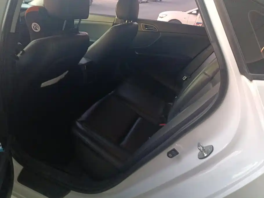 Hyundai Mistra — миниатюра 11