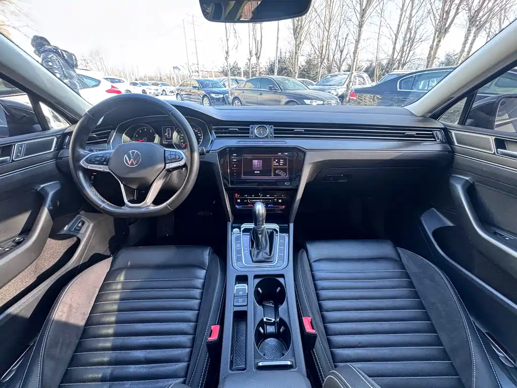 Volkswagen Magotan 2021 330TSI DSG 30