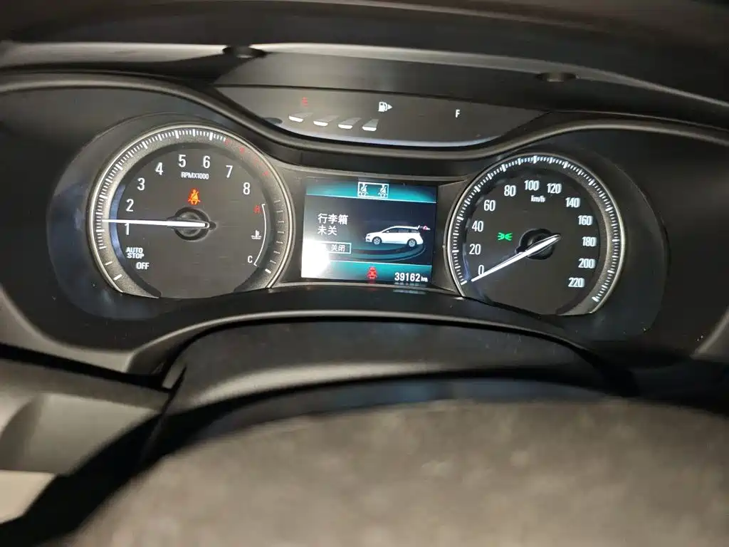 Buick GL6 — миниатюра 8