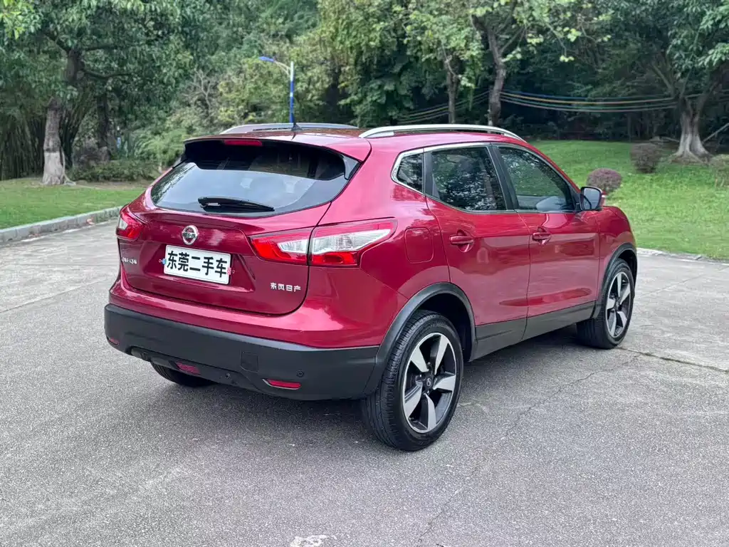 Nissan Qashqai — миниатюра 14