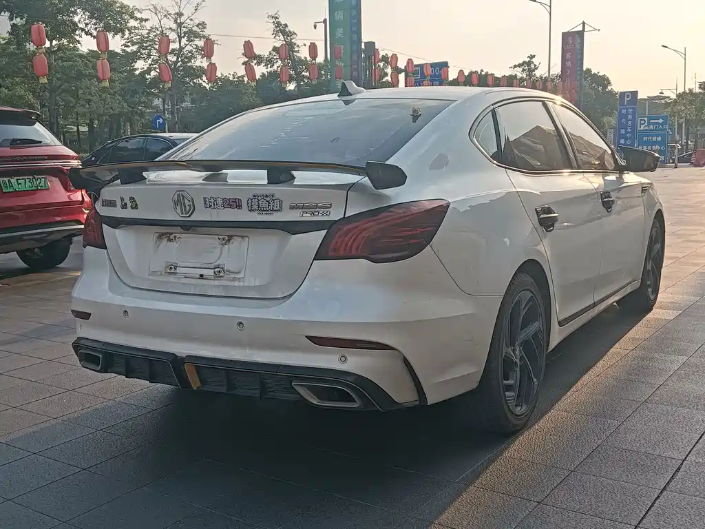 MG MG6 — миниатюра 14