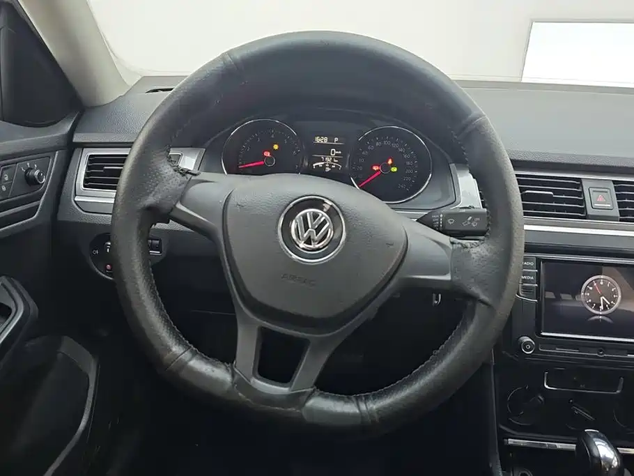 Volkswagen Bora — миниатюра 15