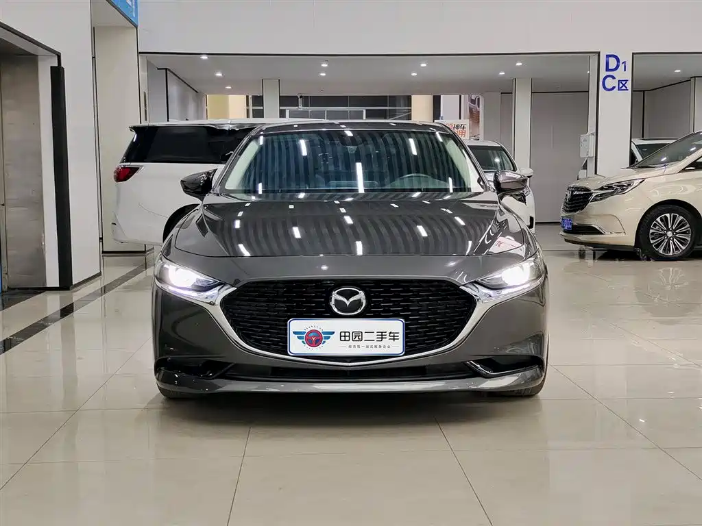 MAZDA 3 ANGKESAILA