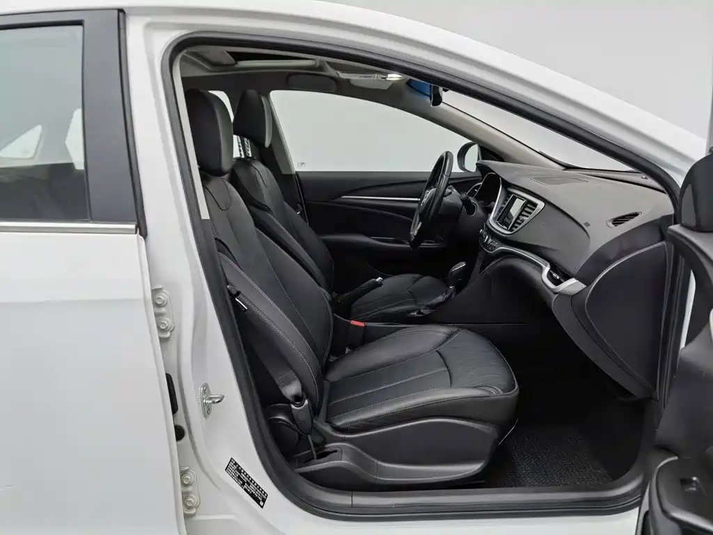 Buick Excelle — миниатюра 23