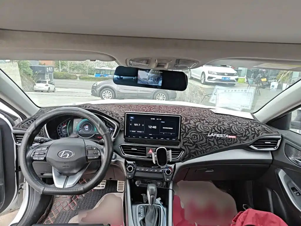 Hyundai Fista — миниатюра 10