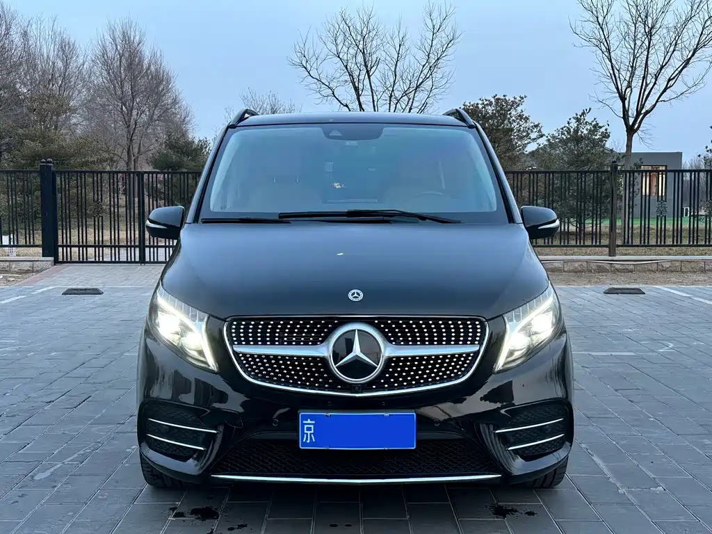 MERCEDES-BENZ V CLASS