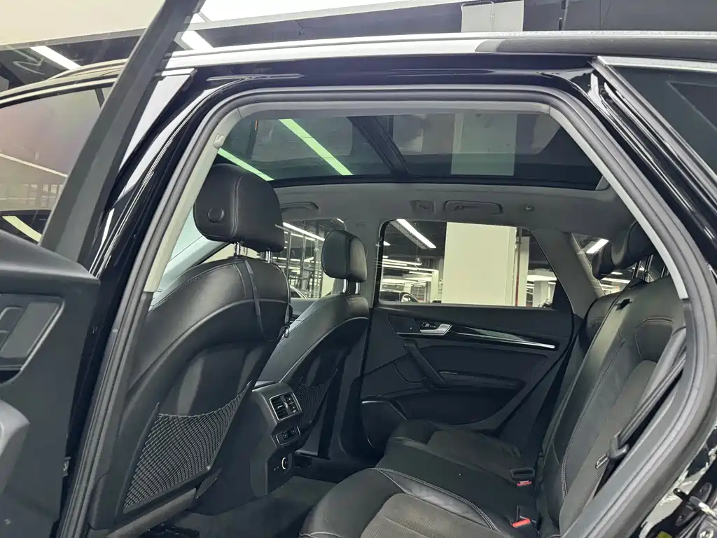 Audi Q5L — миниатюра 8