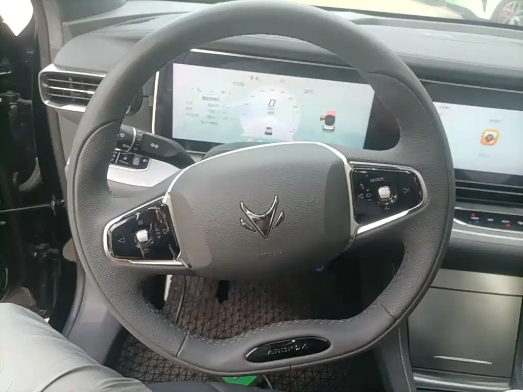 ARCFOX Alpha S — миниатюра 11