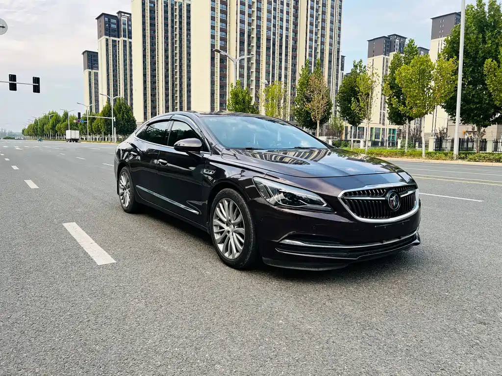 Buick LaCrosse — миниатюра 3