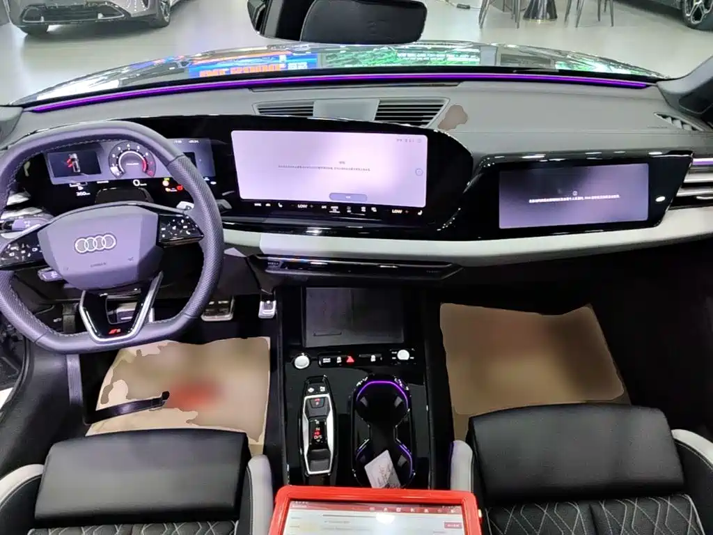 Audi Audi A5L — миниатюра 10