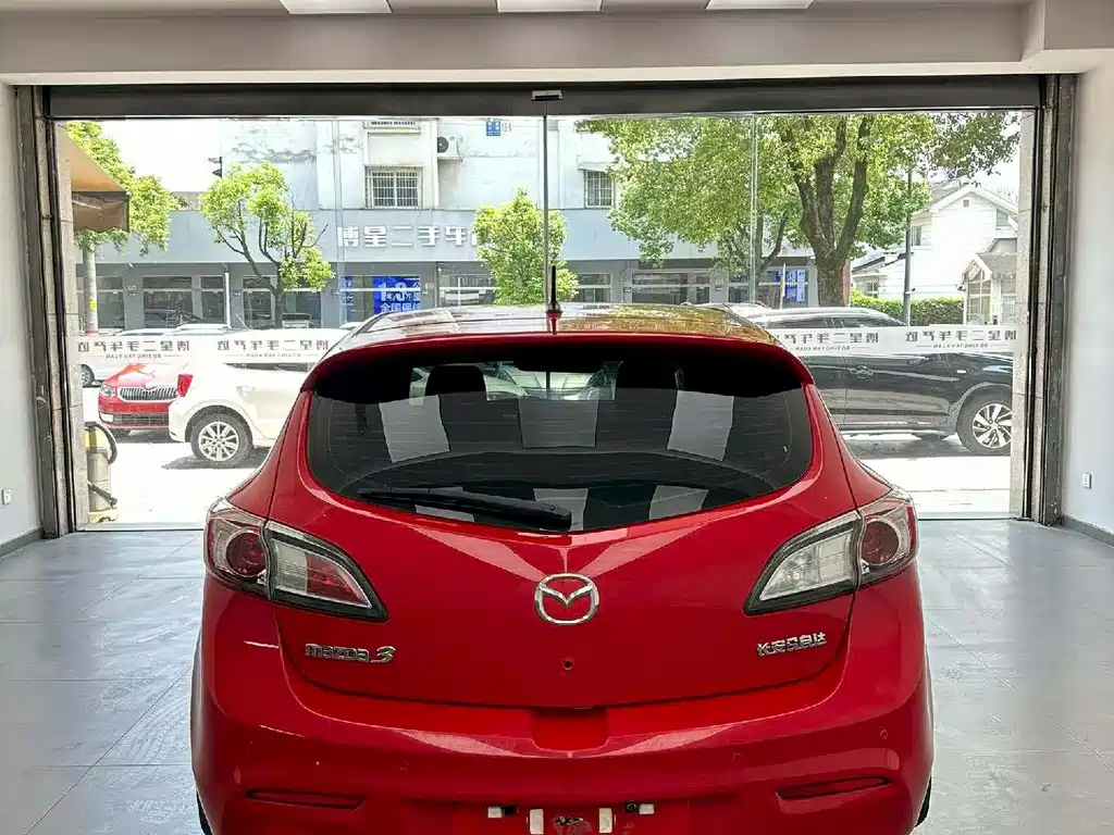 Mazda 3 Xingcheng Hatchback 1.6L Auto Elite Type, фото 8