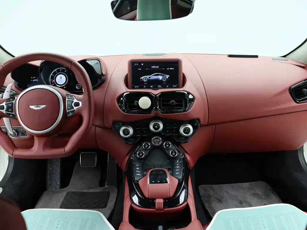 Aston Martin V8 Vantage — миниатюра 7