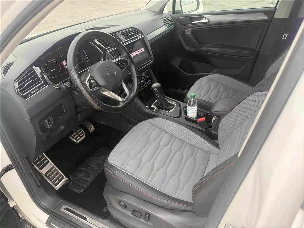Volkswagen Tiguan X — миниатюра 5