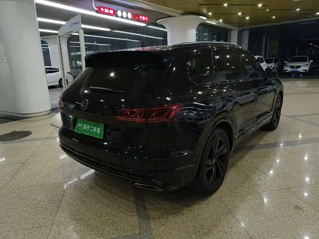 Volkswagen Touareg — миниатюра 7