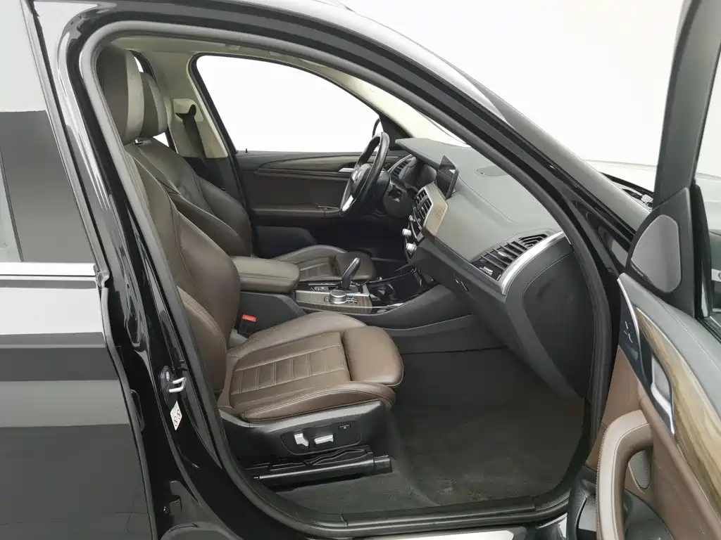 BMW X3 — миниатюра 23