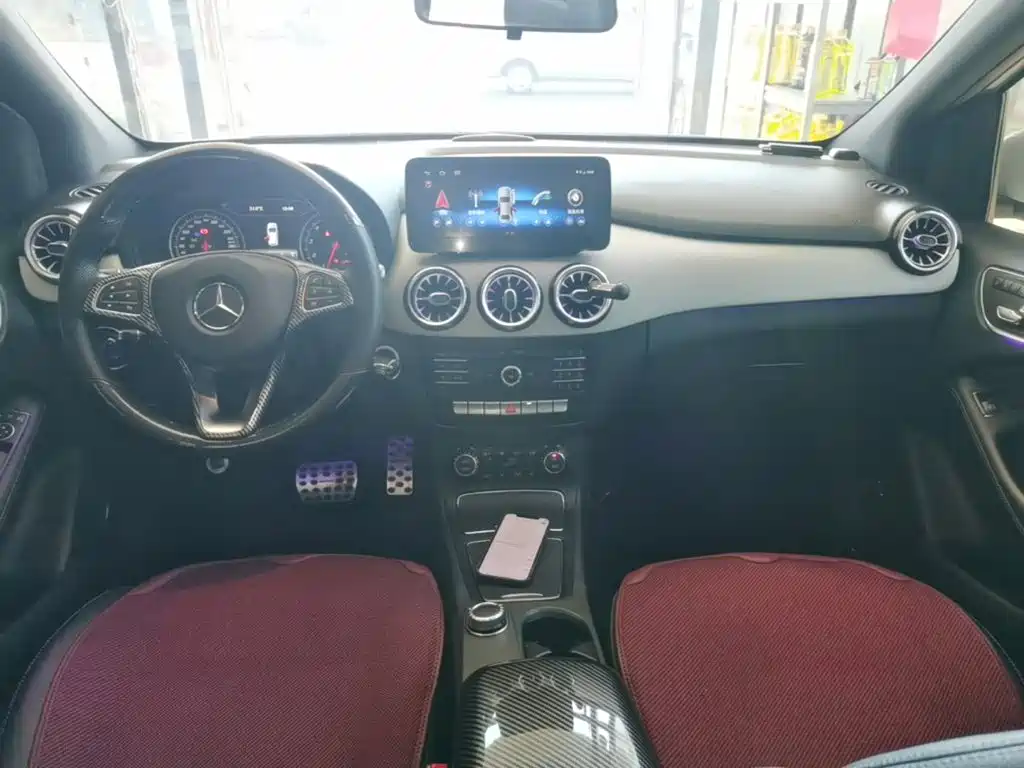 Mercedes-Benz B-Class — миниатюра 10