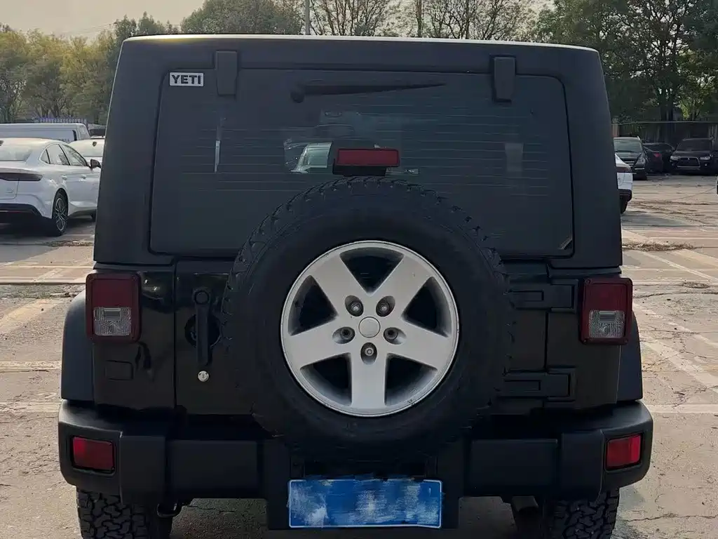 Jeep Wrangler — миниатюра 5