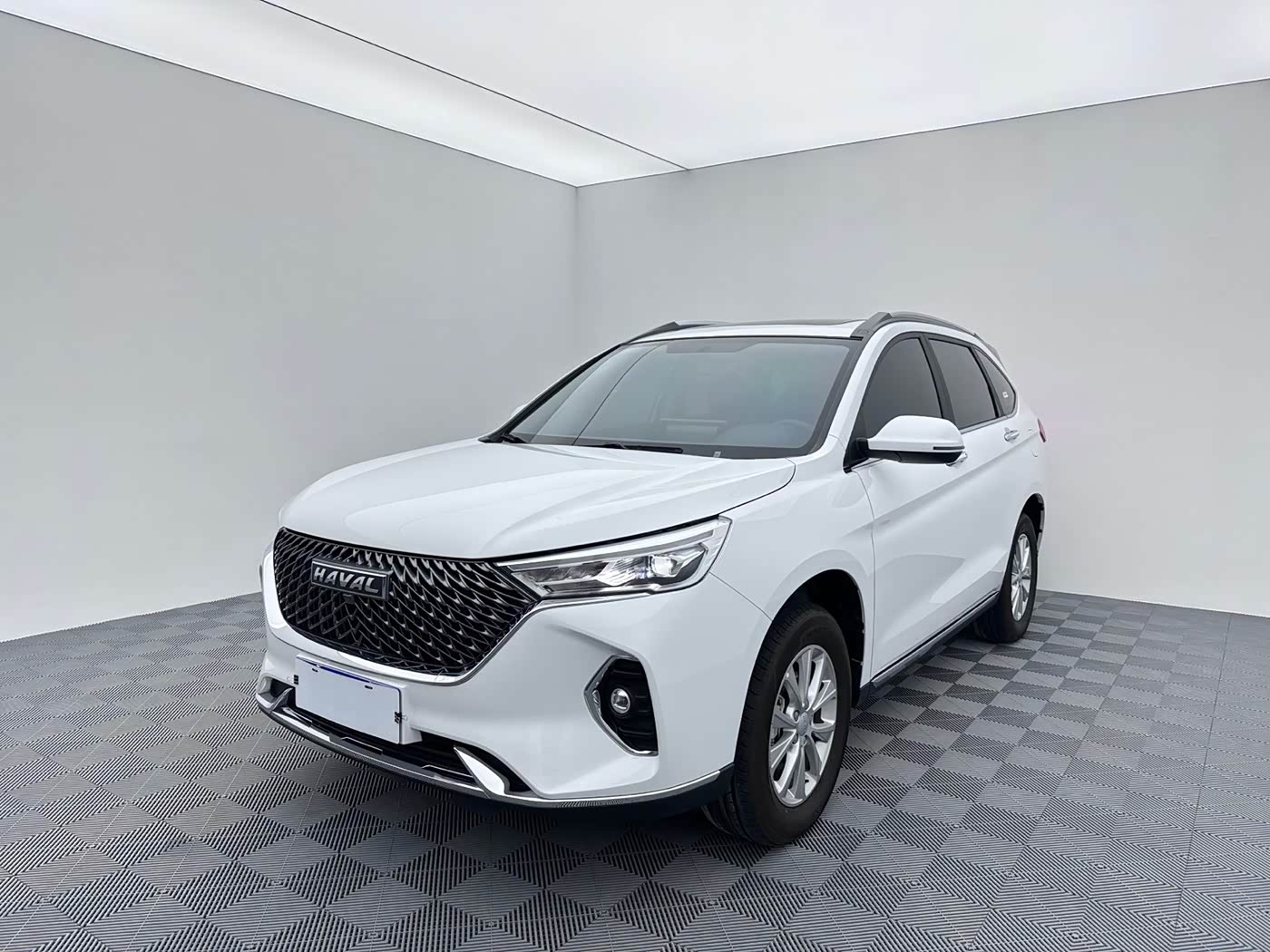 Haval Haval M6 1.5 л 2022 г. Белый, пробег 4000 км