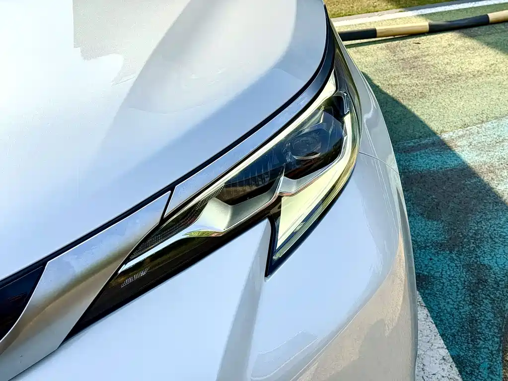 Toyota Sienna 2021 2.5L Luxury