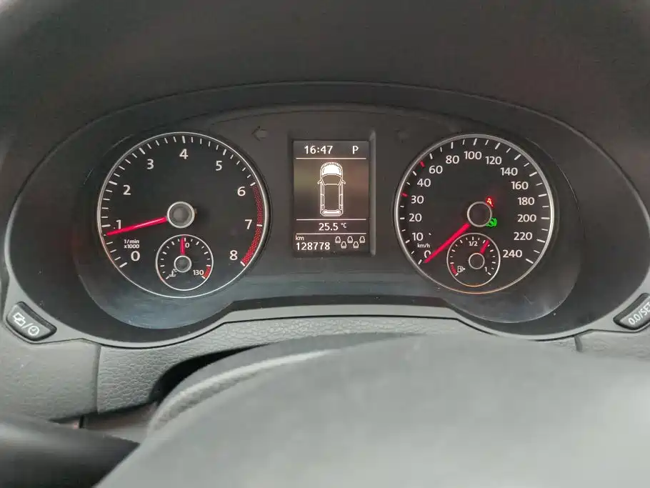 Volkswagen Sharan — миниатюра 14