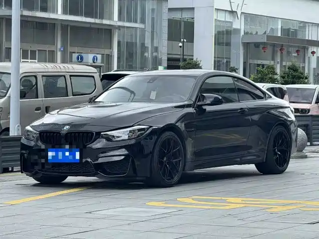 BMW M4 2018