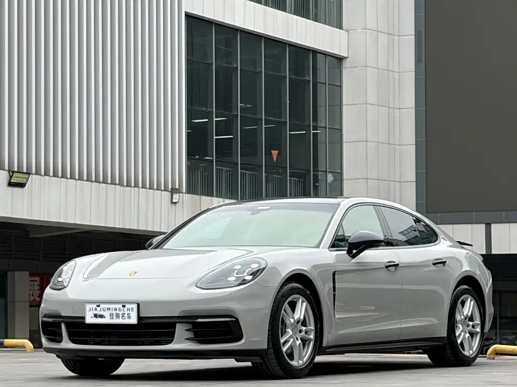 Porsche Panamera 2018