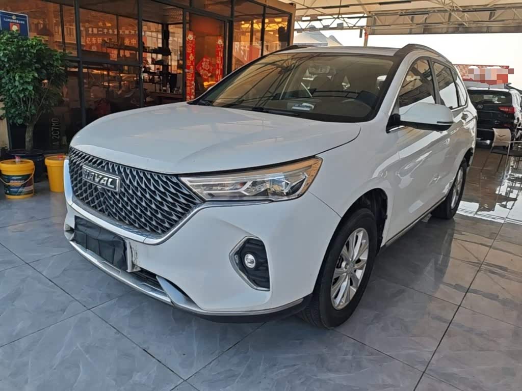 Haval Haval M6 1.5 л 2021 г. Белый, пробег 46300 км