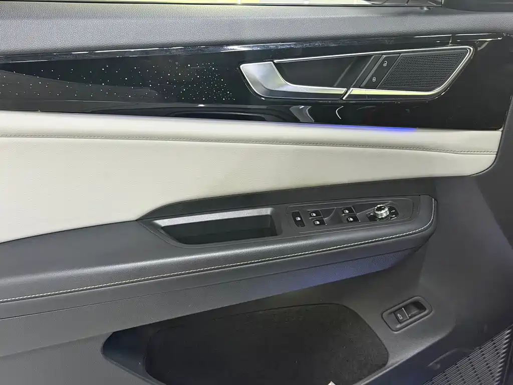 Volkswagen Teramont — миниатюра 17
