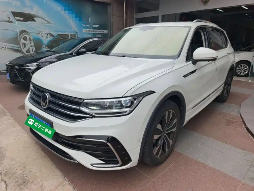 Volkswagen Tiguan L — миниатюра 2