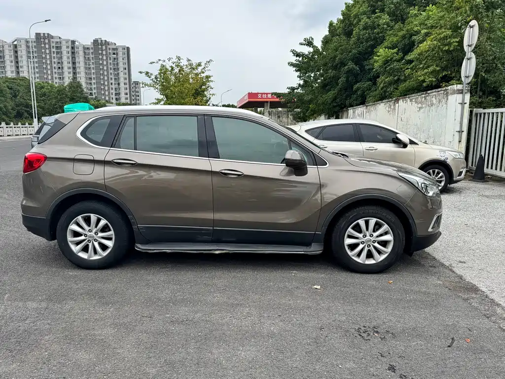 Buick Envision Plus — миниатюра 13
