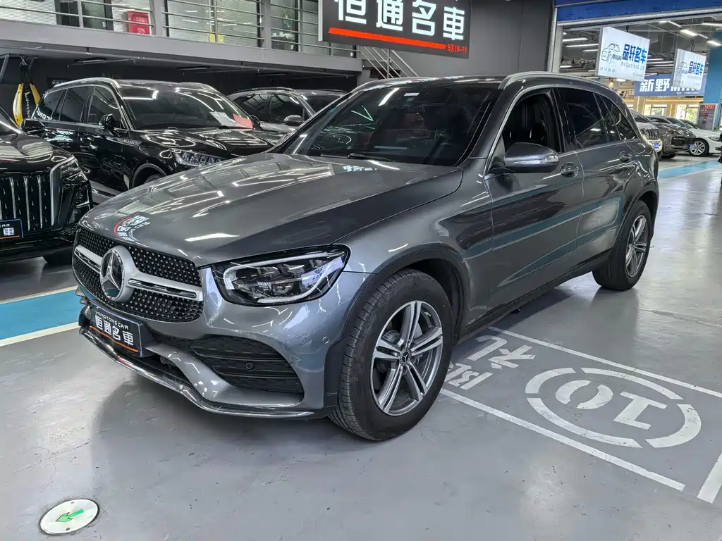 MERCEDES-BENZ GLC