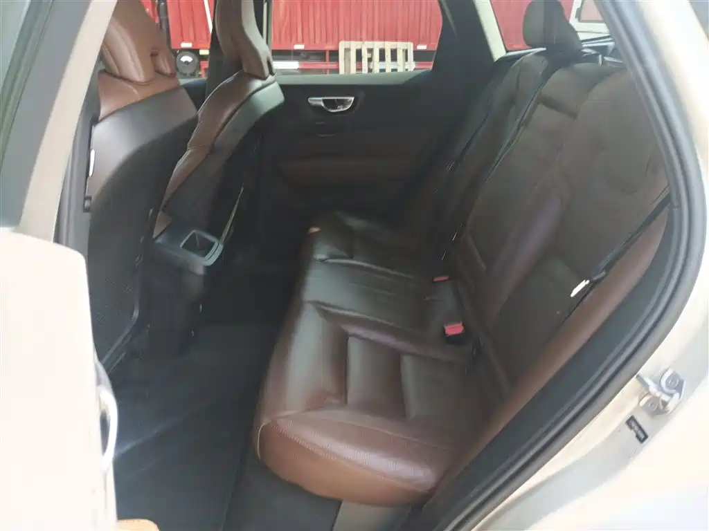Volvo XC60 2020 T5 Luxury