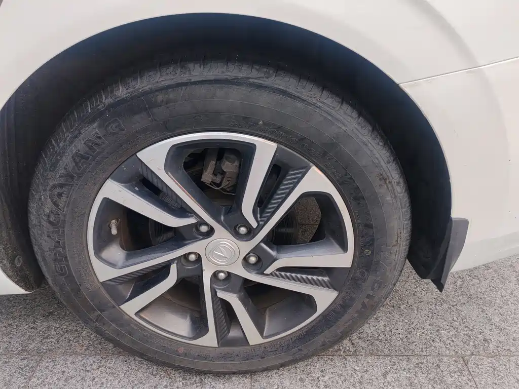 Changan Eado — миниатюра 18
