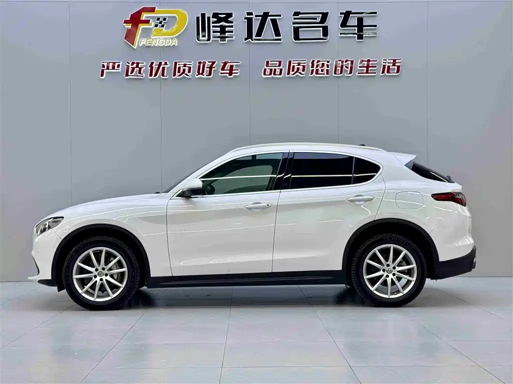 ALFA ROMEO STELVIO