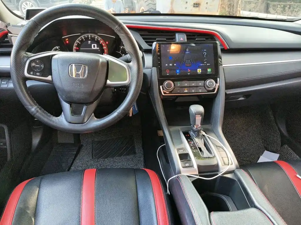 Honda Civic — миниатюра 13