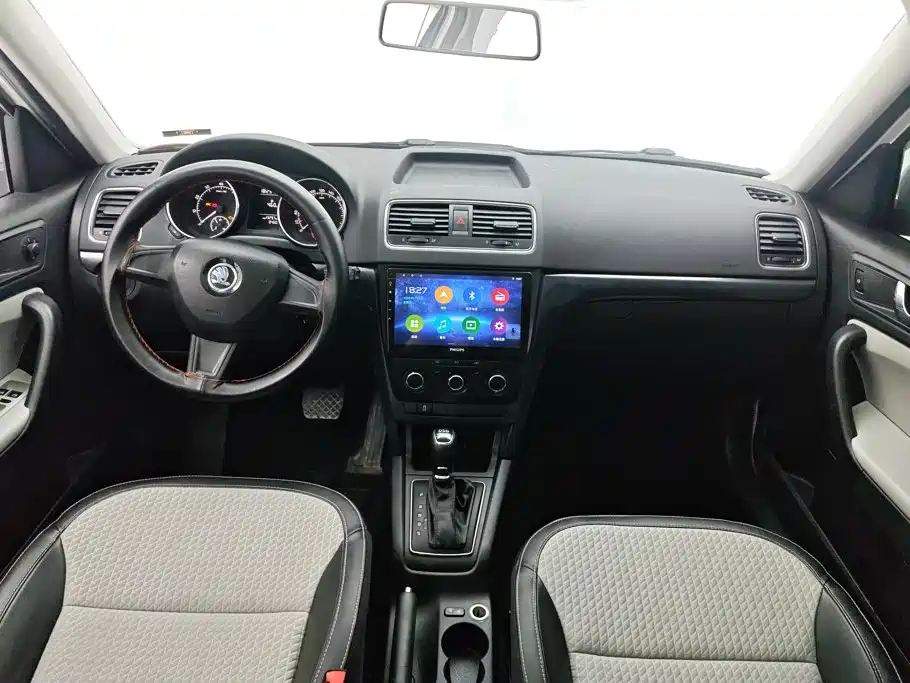 Skoda Yeti — миниатюра 12