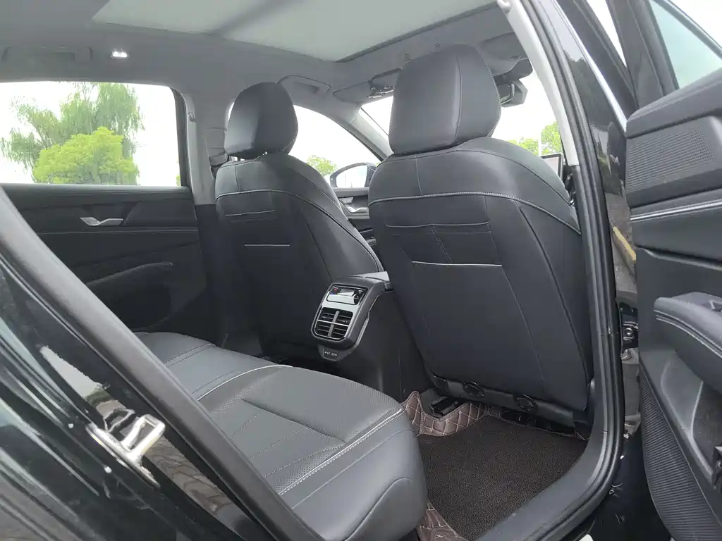 Volkswagen Passat 2026 Pro 380TSI