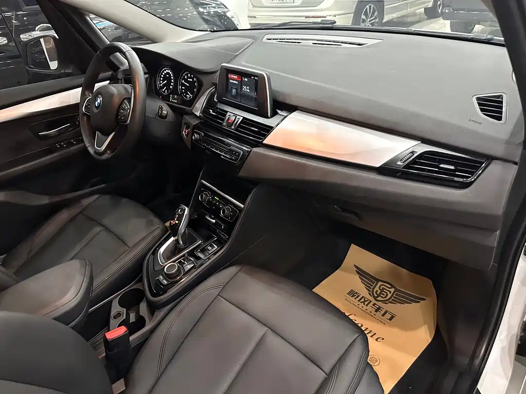 BMW 2 Series Gran Tourer — миниатюра 19