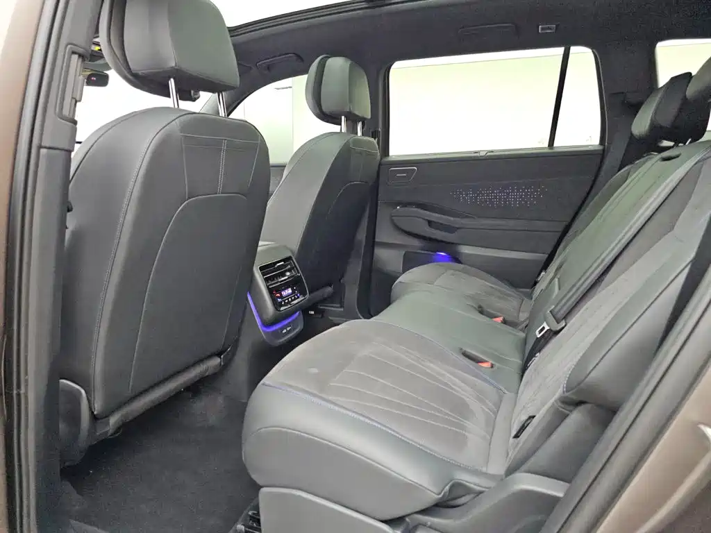Volkswagen Teramont — миниатюра 14