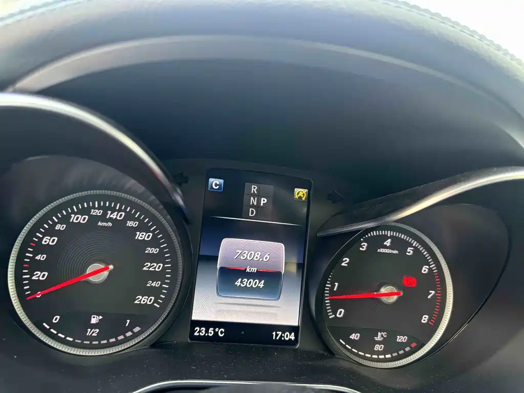 MERCEDES-BENZ C CLASS