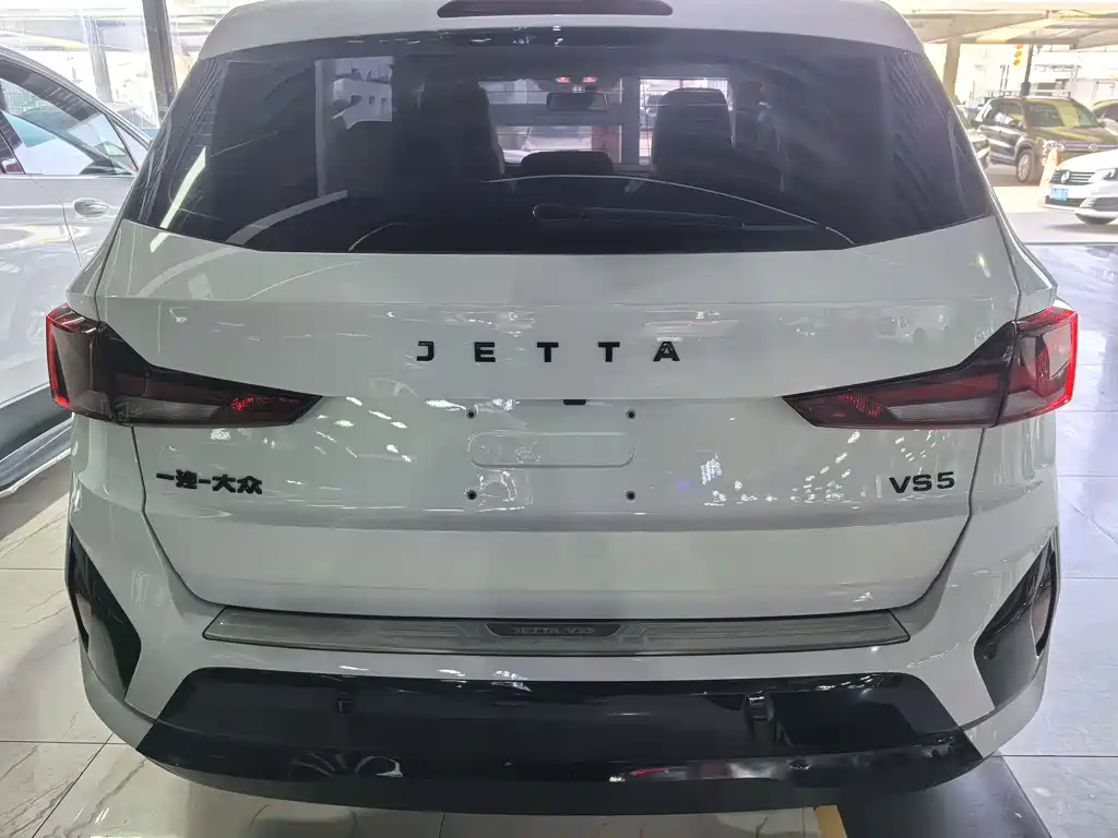 JETTA VS5